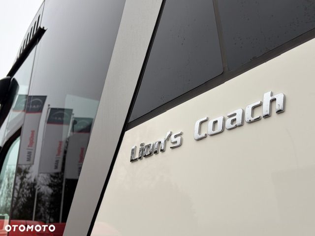 MAN LION`S COACH L R08 - 18