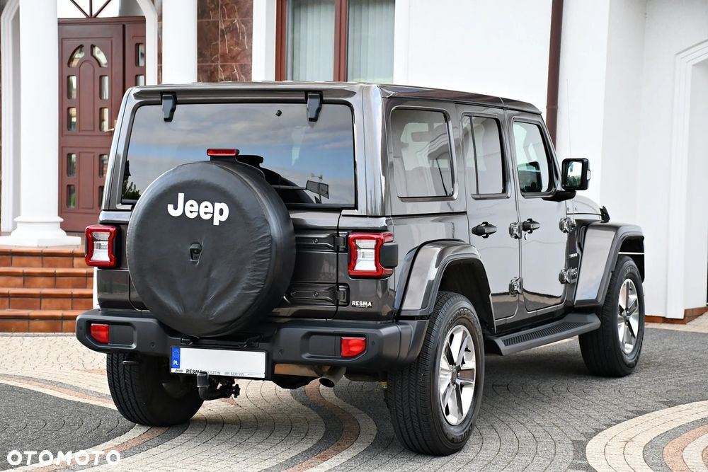 Jeep Wrangler Unlimited GME 2.0 Turbo Sahara - 11