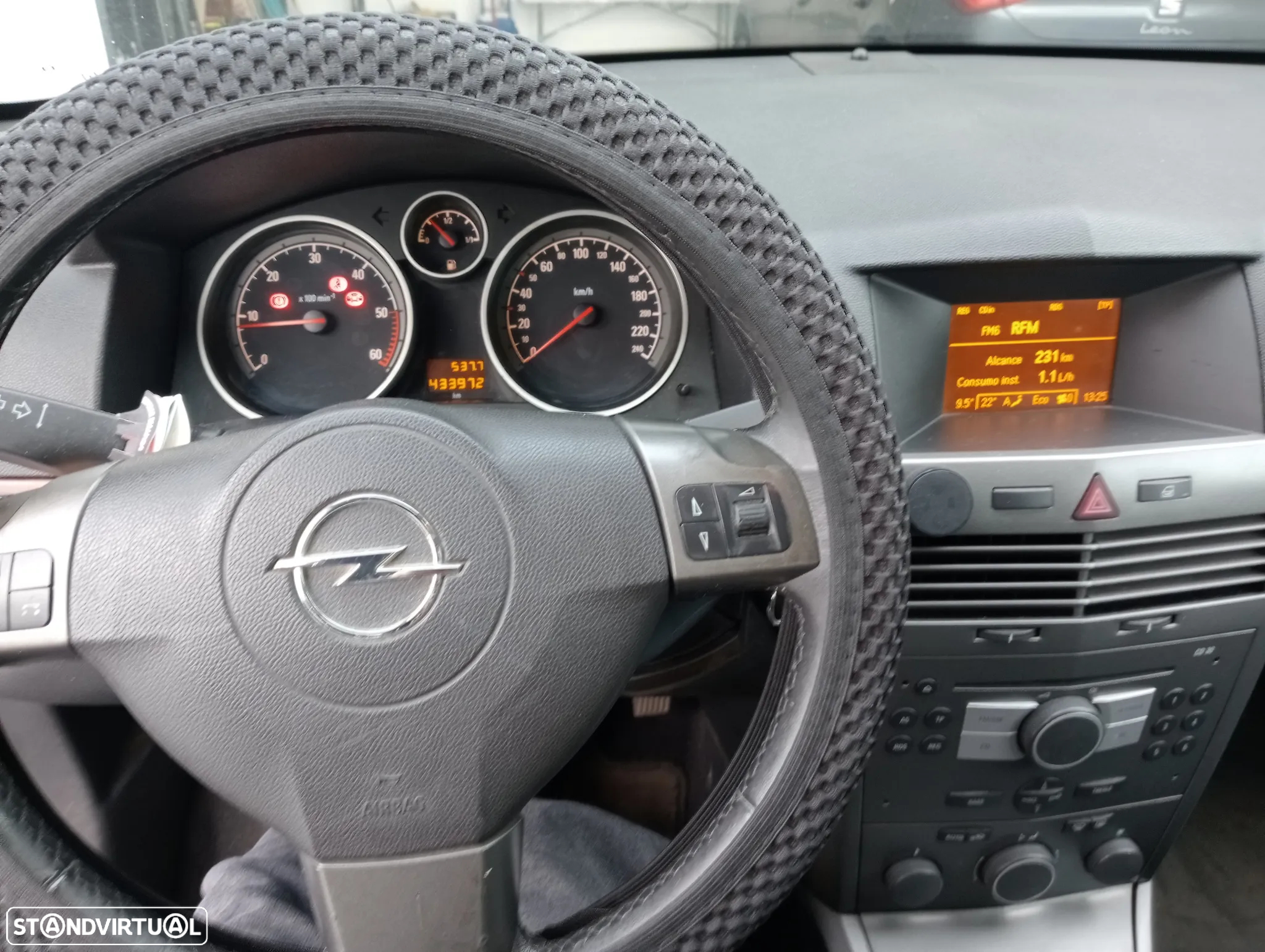 Opel Astra Caravan - 5
