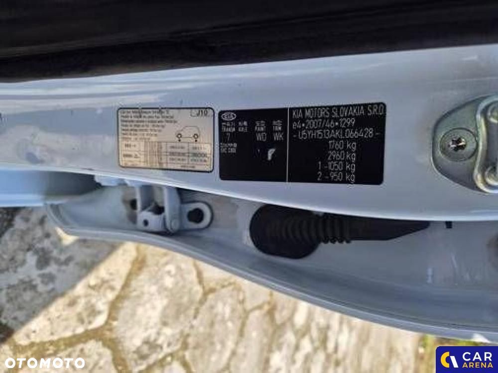 Kia Ceed - 8