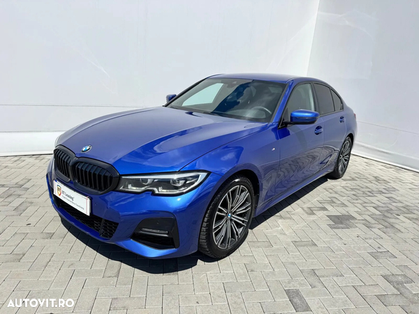 BMW Seria 3 330i xDrive AT