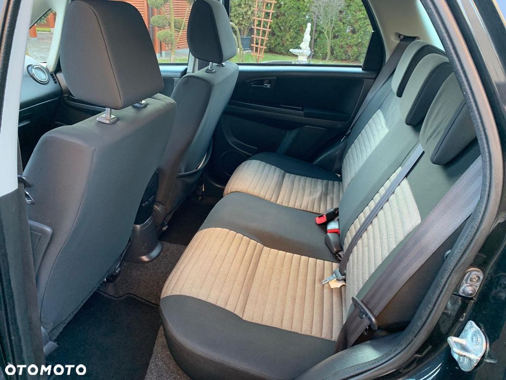 Fiat Sedici 1.6 16V 4x2 Dynamic - 11