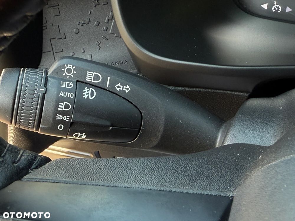 Volvo XC 40 T3 - 28