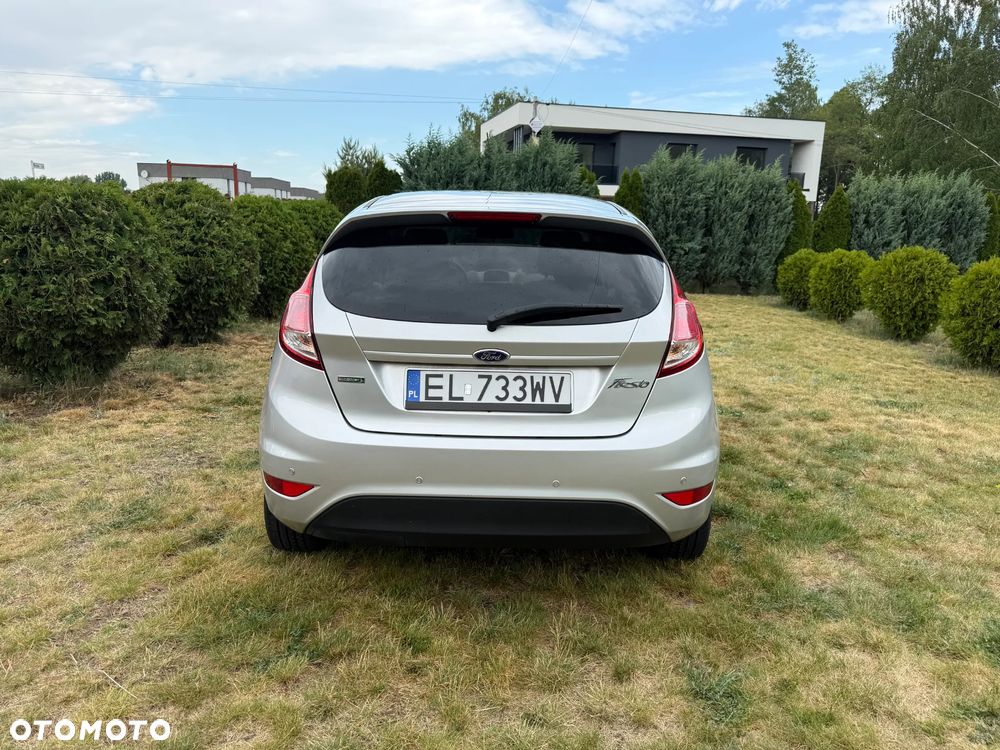 Ford Fiesta - 7
