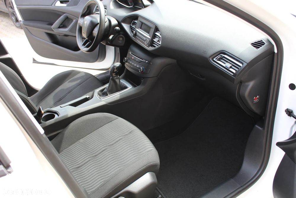 Peugeot 308 - 26