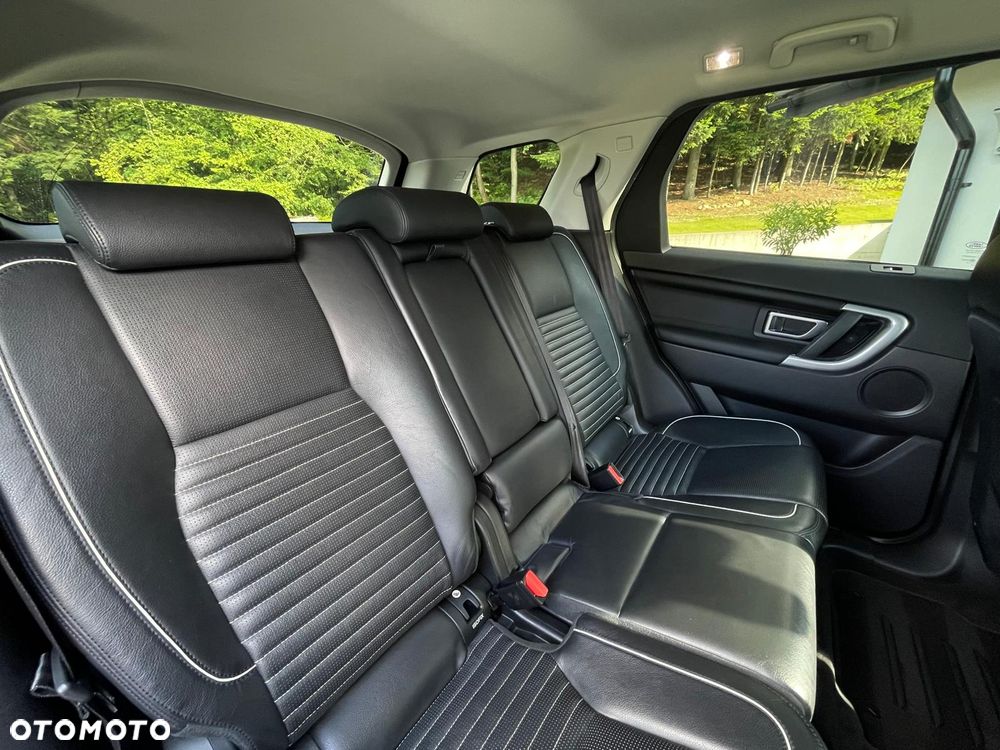 Land Rover Discovery Sport 2.0 D180 R-Dynamic HSE - 17