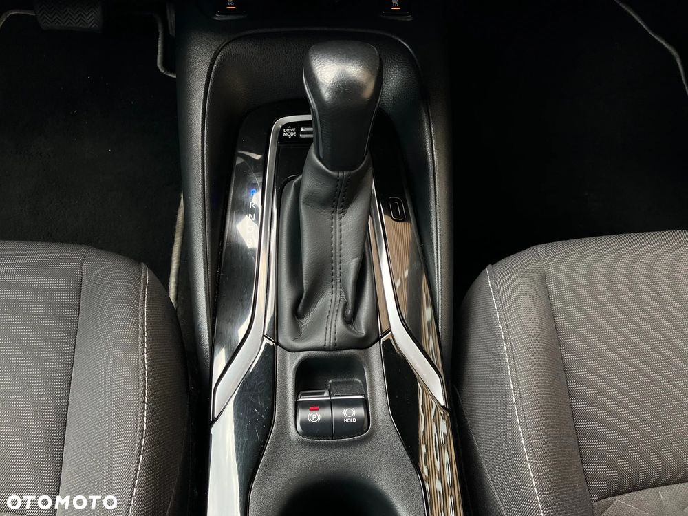 Toyota Corolla 1.8 Hybrid Comfort - 30