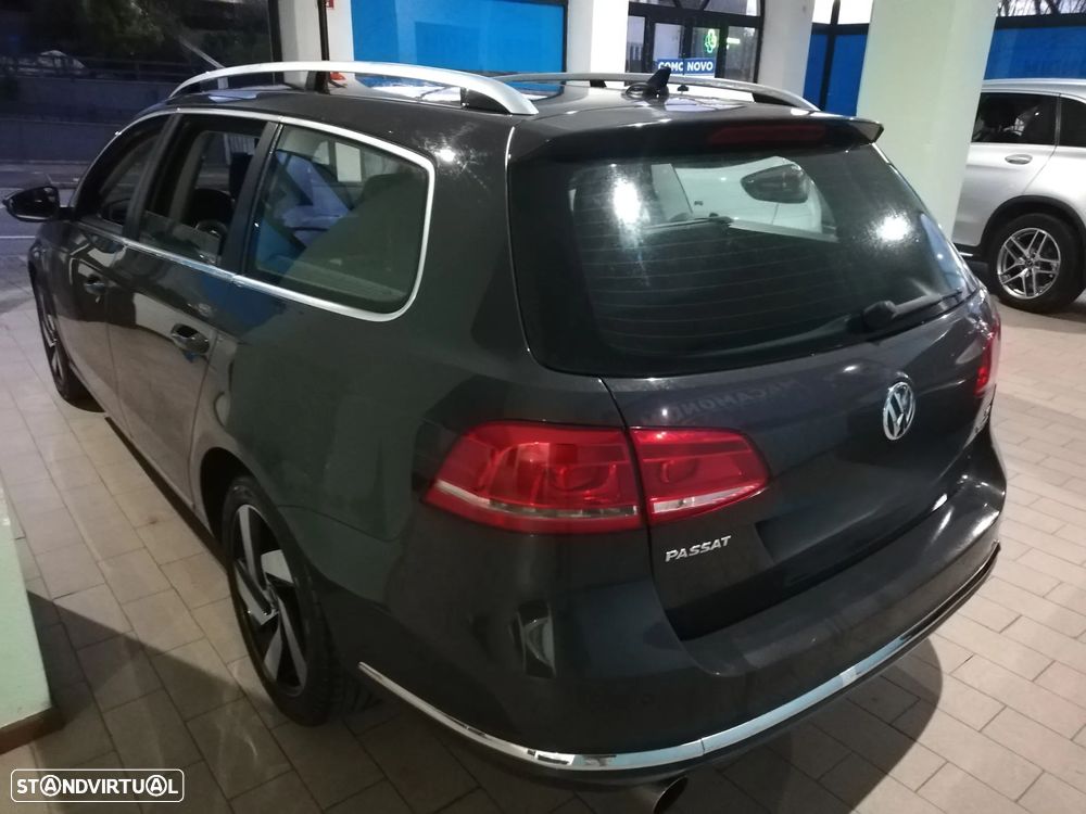 VW Passat Variant 1.6 TDI DPF BlueMotion Highline - 6