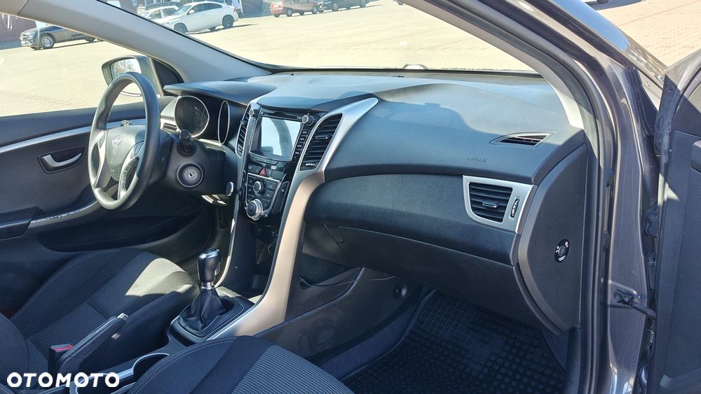 Hyundai i30 1.6 CRDi Classic - 7