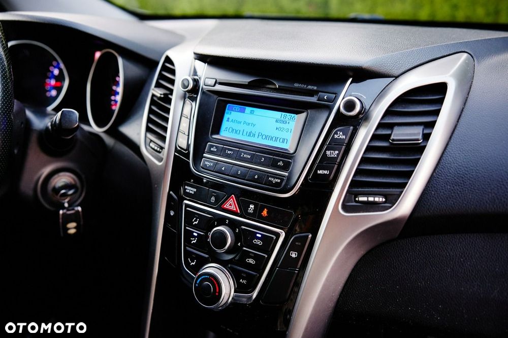 Hyundai i30 1.6 Classic - 23