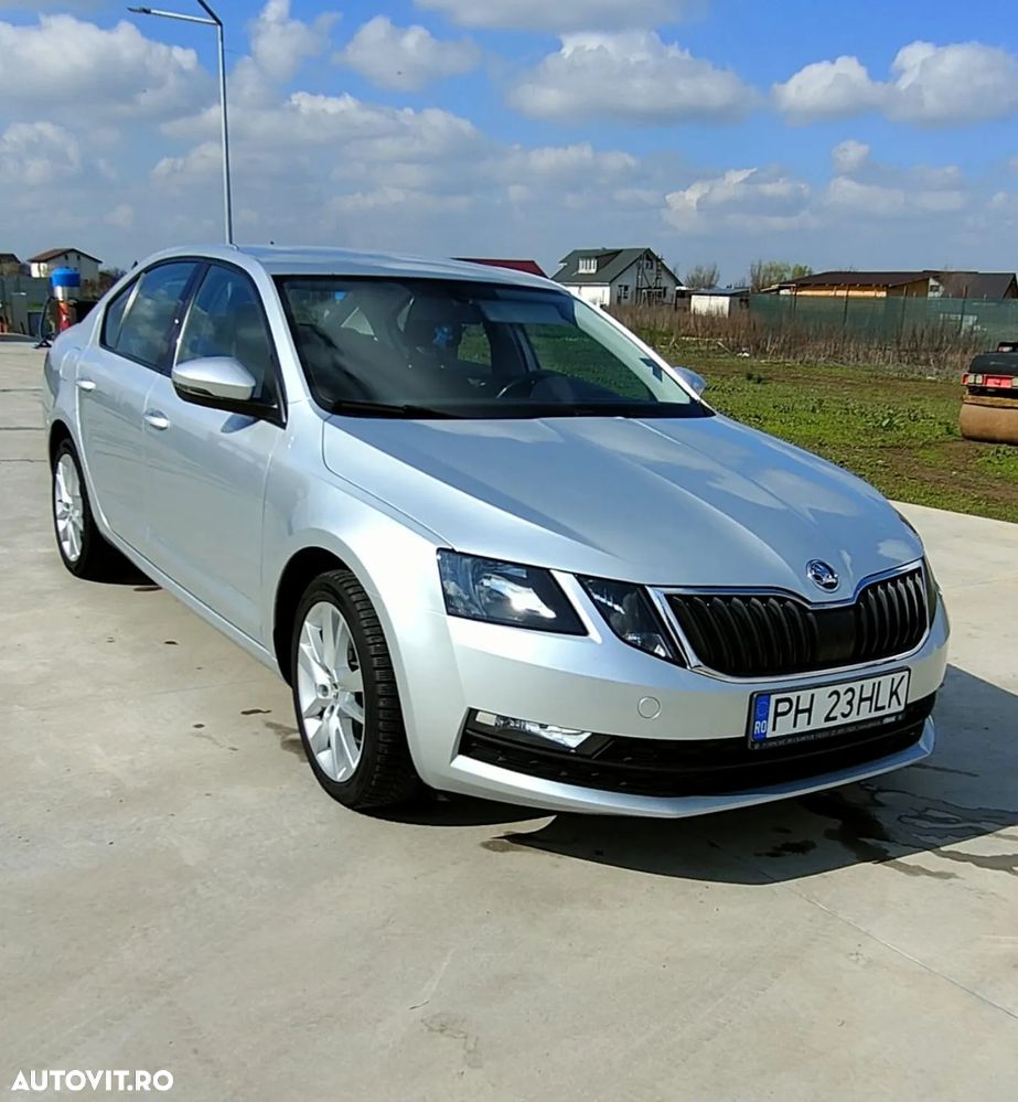 Skoda Octavia Combi Diesel 1.6 TDI Ambition - 1