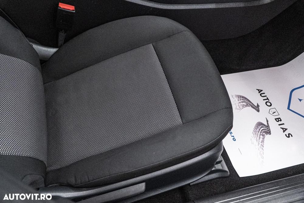 Mercedes-Benz A 180 7G-DCT Advanced Progressive - 38