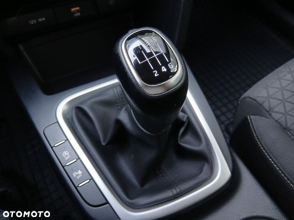 Kia XCeed 1.4 T-GDI M - 26