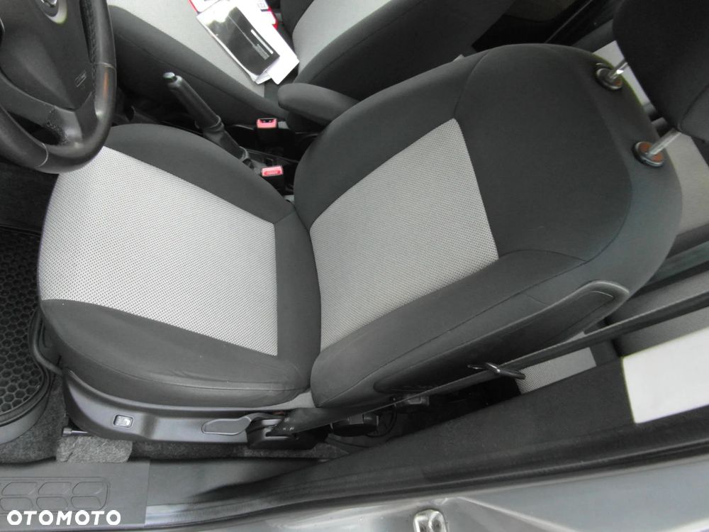 Opel Combo 1.6 CDTI L1H1 Selection - 17