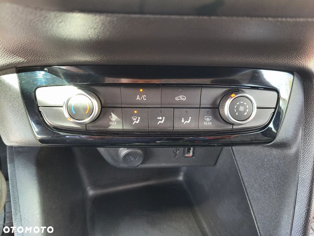 Opel Corsa 1.2 Business S&S - 15