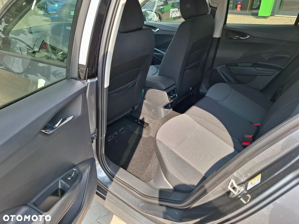 Skoda Fabia 1.0 TSI Drive DSG - 15