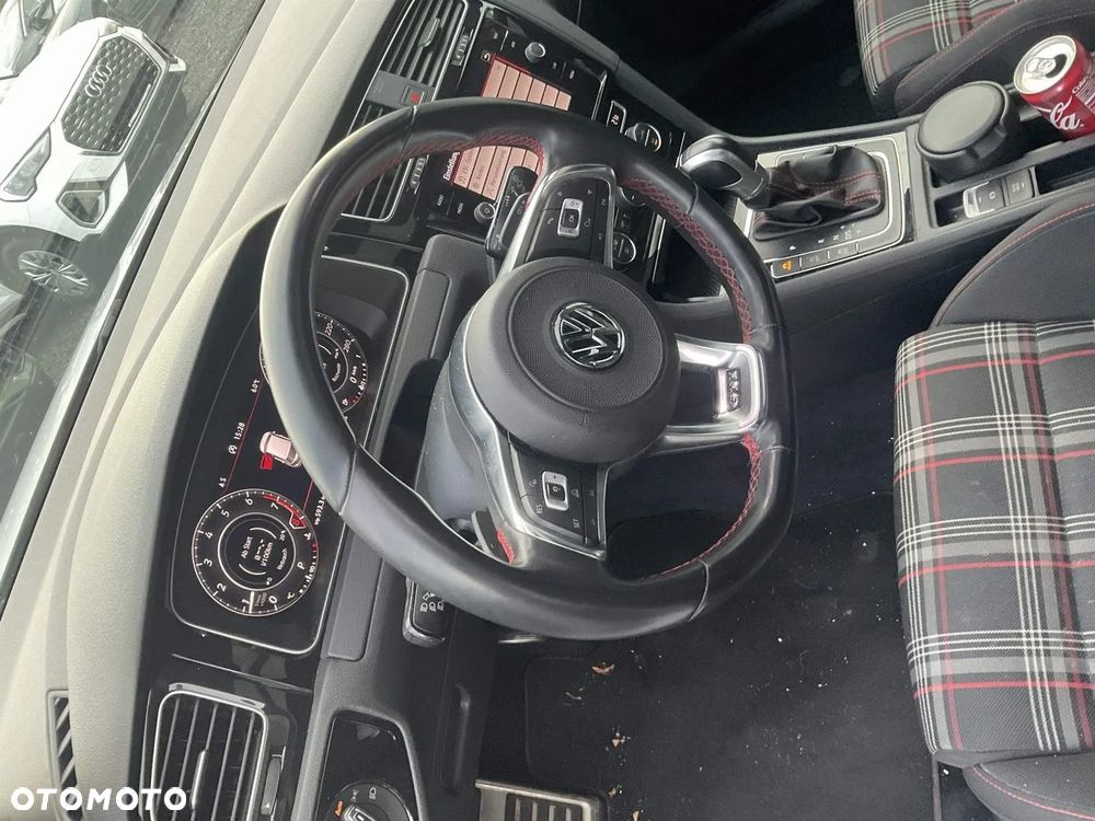 Volkswagen Golf GTI 2.0 TSI OPF DSG Performance - 10