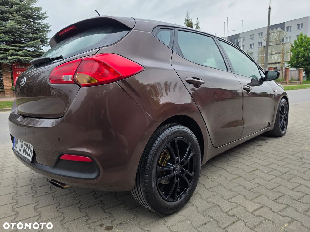 Kia Ceed 1.6 GDI L - 28