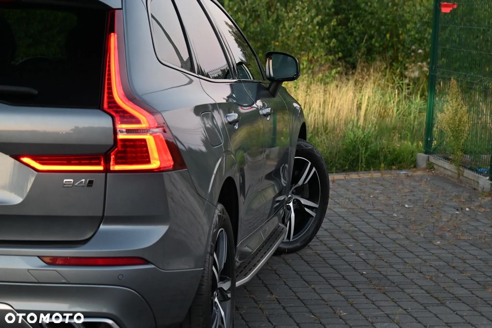 Volvo XC 60 B4 D AWD R-Design - 22