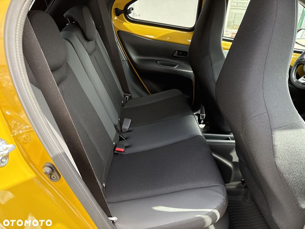 Toyota Aygo X - 9