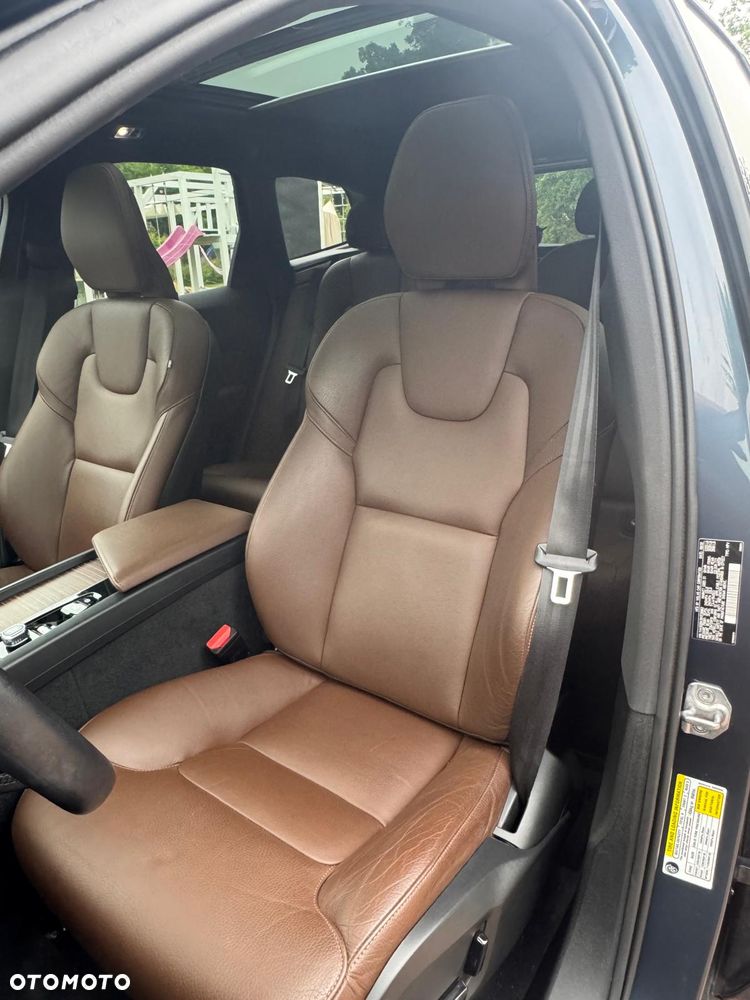 Volvo XC 60 T5 Momentum Pro - 15