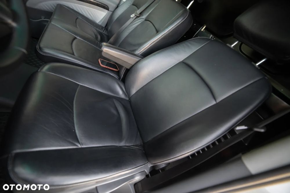 Mercedes-Benz Vito - 38