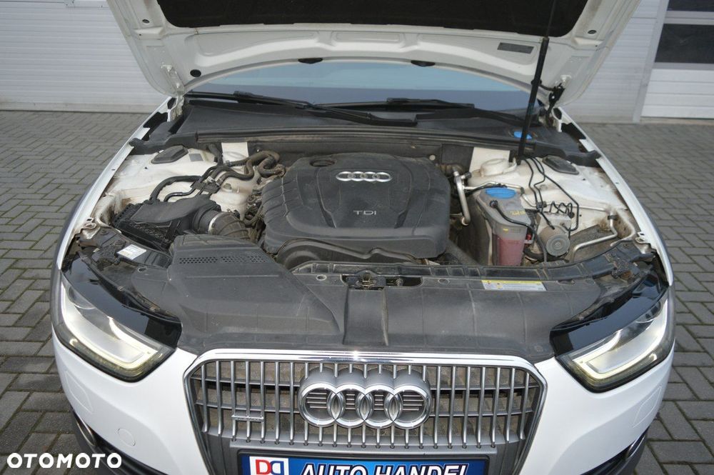 Audi A4 Allroad 2.0 TDI Quattro - 38