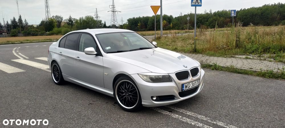 BMW Seria 3 318i - 10