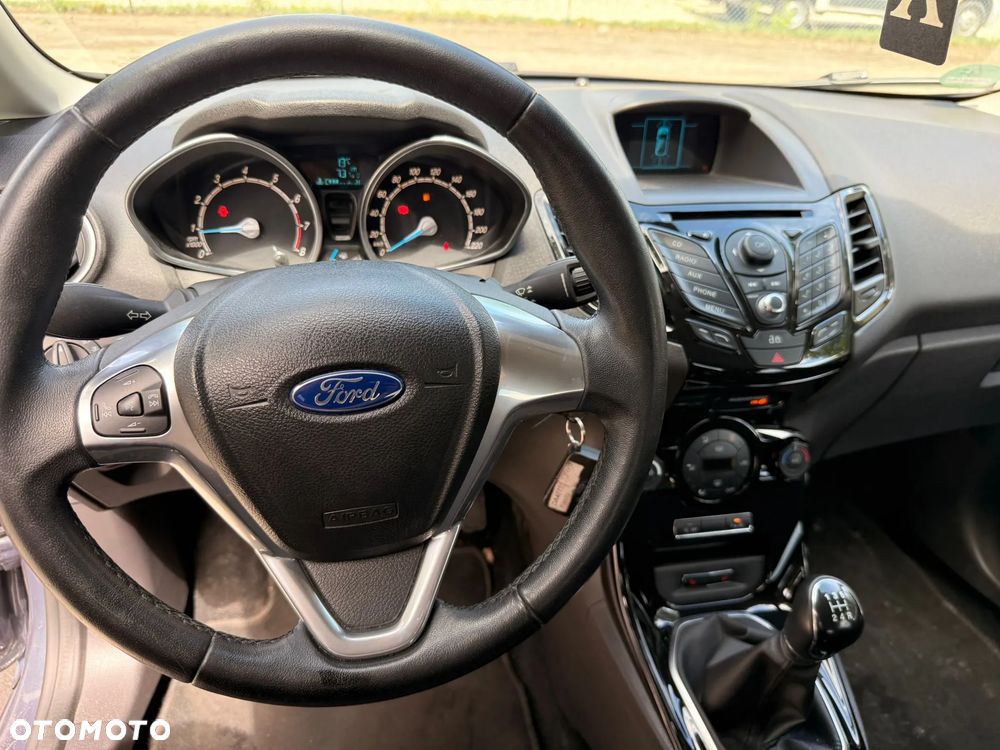 Ford Fiesta - 9