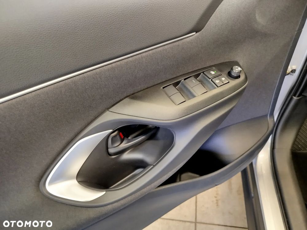 Toyota Yaris Cross - 8