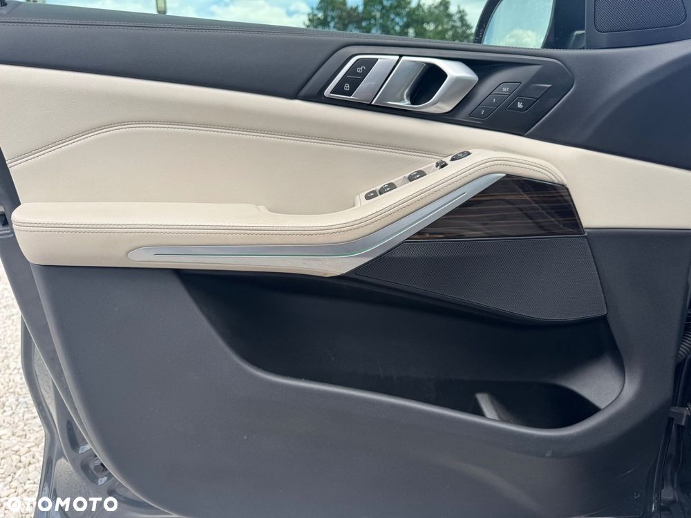 BMW X5 - 12
