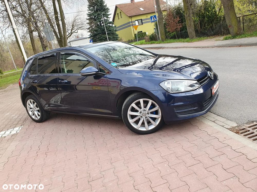 Volkswagen Golf - 25