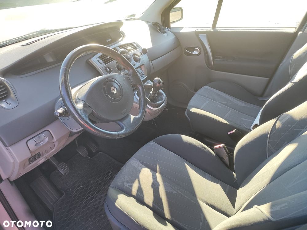 Renault Scenic - 7