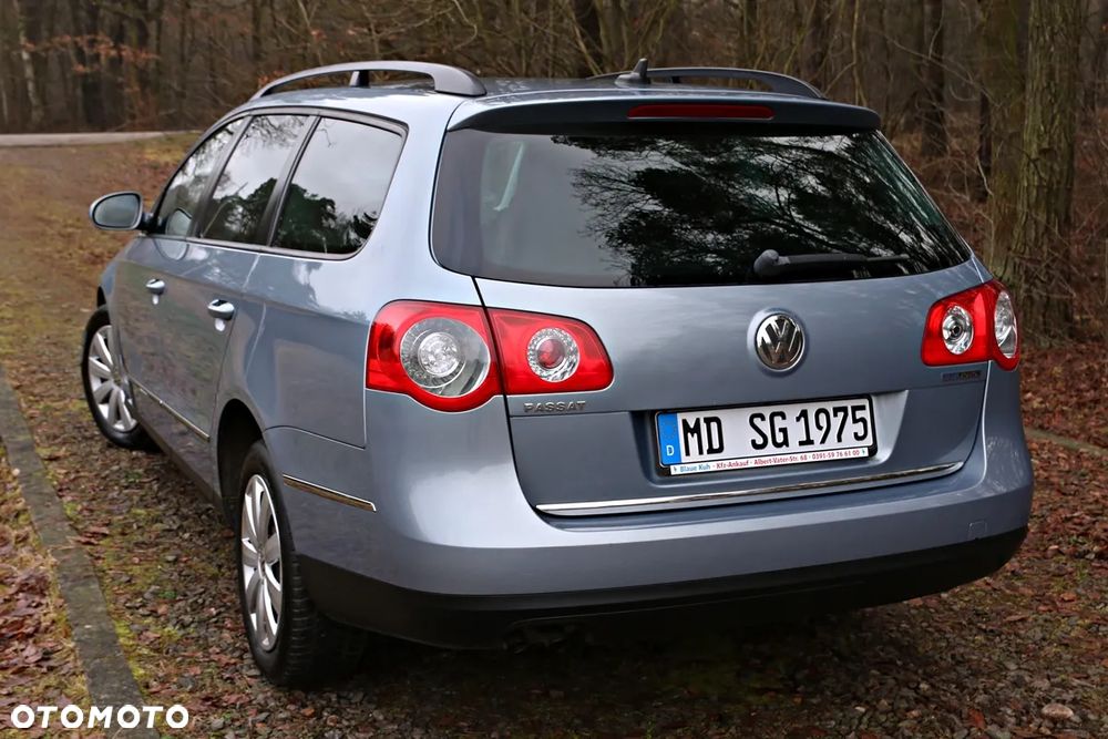 Volkswagen Passat Variant 1.9 TDI Individual Chrom dunkel - 29