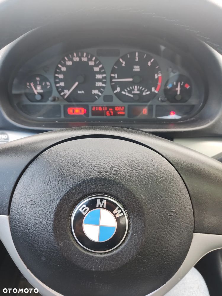 BMW Seria 3 - 16