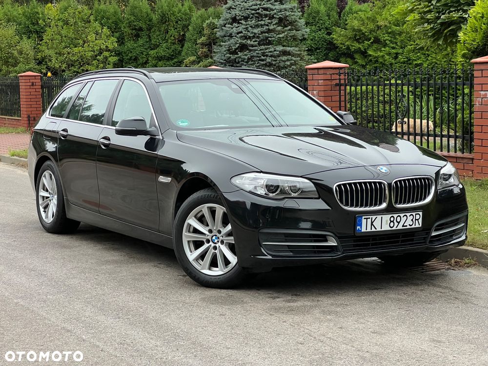 BMW Seria 5 525d xDrive Touring