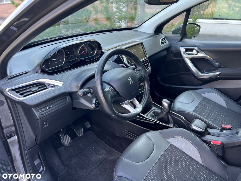 Peugeot 2008 BlueHDi 100 STOP & START Allure - 7
