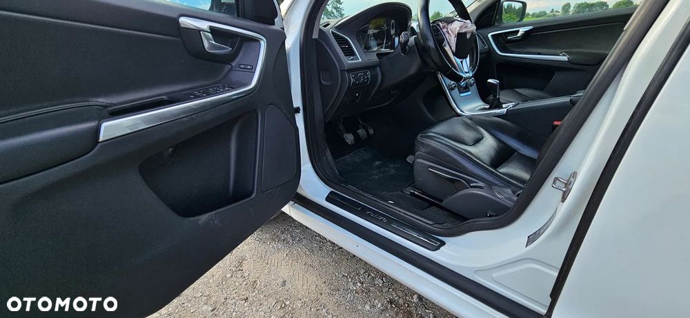 Volvo XC 60 - 12