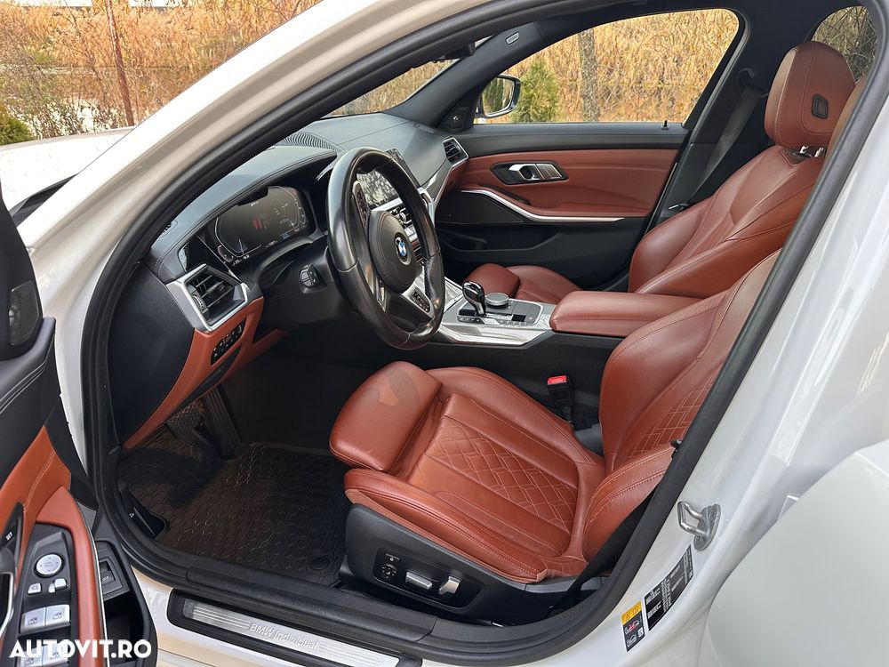 BMW Seria 3 330e Aut. Luxury Line - 7