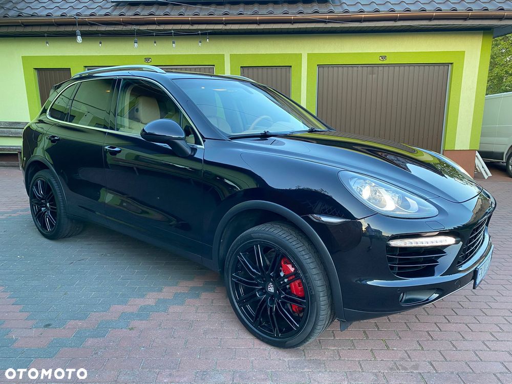 Porsche Cayenne Turbo - 2
