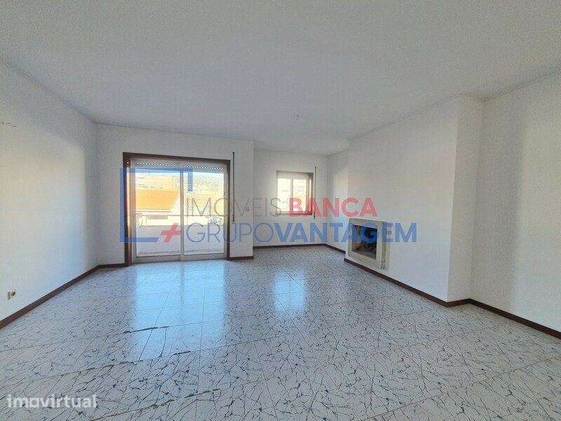 APARTAMENTO T2 - SUSÃO (VALONGO) - Grande imagem: 5/8