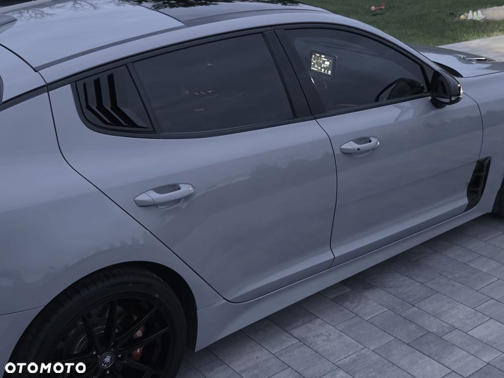 Kia Stinger 3.3 T-GDI V6 GT AWD - 12