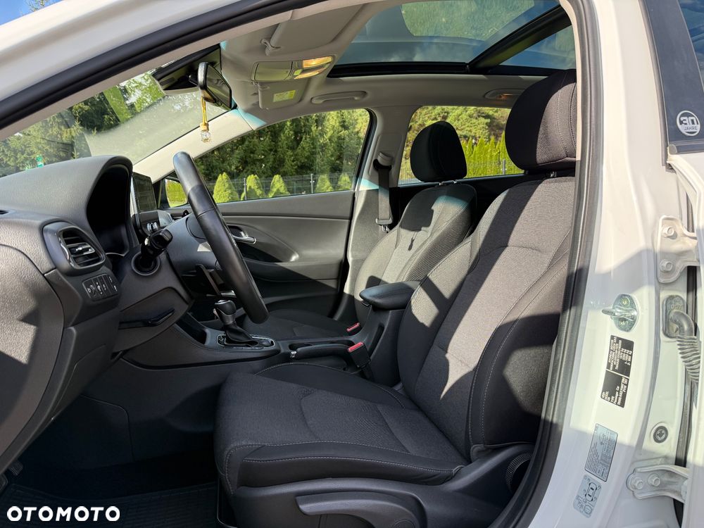 Hyundai i30 1.5 T-GDI 48V-Hybrid DCT EDITION 30+ - 23