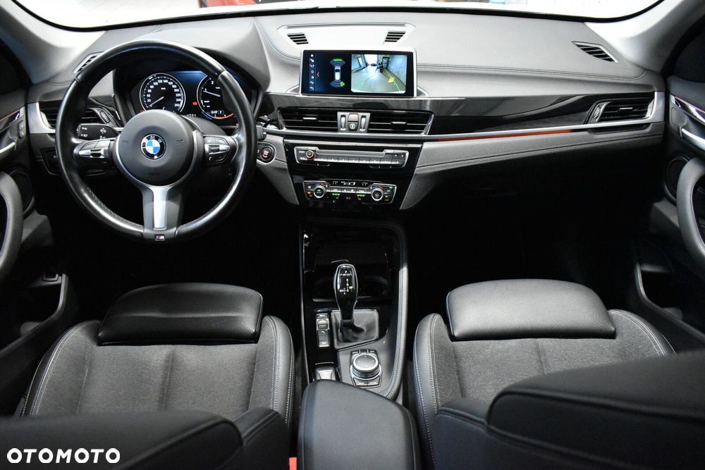 BMW X1 xDrive18d Sport Line - 6