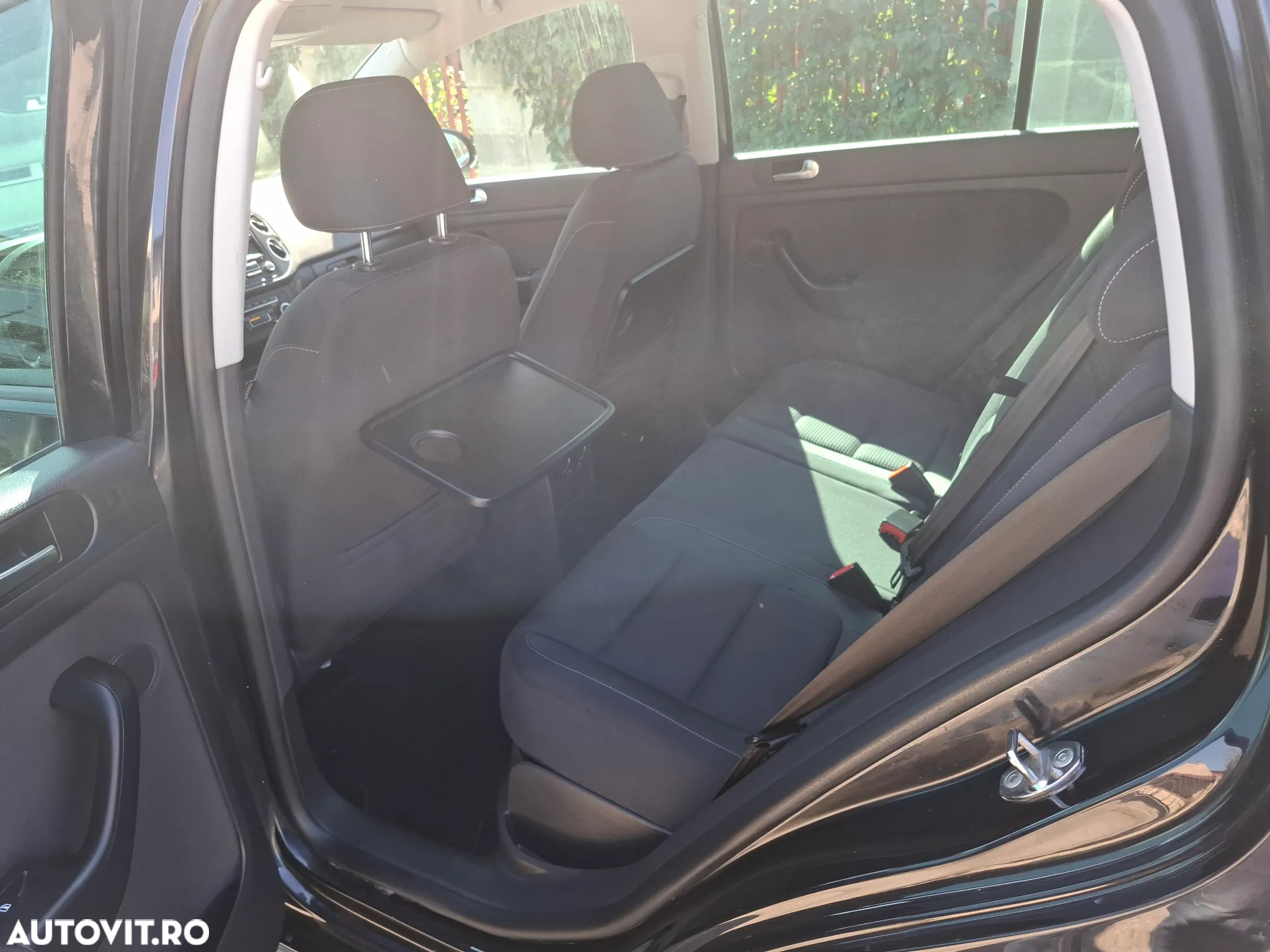 Volkswagen Golf Plus 1.6 TDI DPF Team - 9