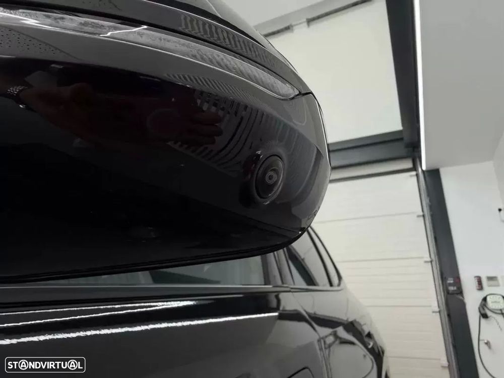 BMW iX1 eDrive20 Pack Desportivo M Pro - 13