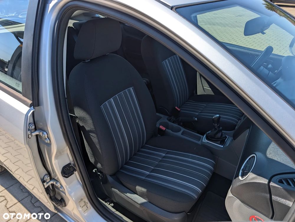 Ford Focus 1.6 Silver X - 36