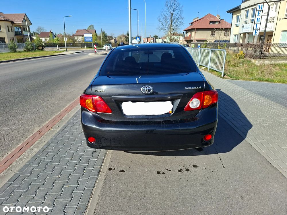 Toyota Corolla 1.6 VVT-i Luna - 11