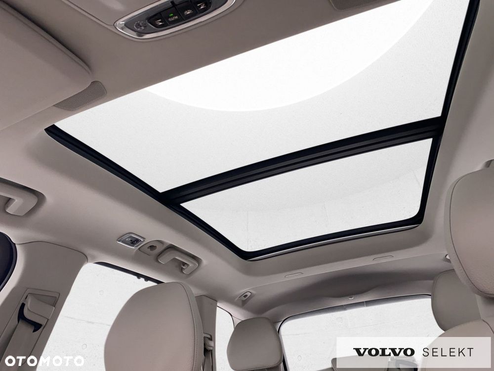 Volvo XC 90 - 29
