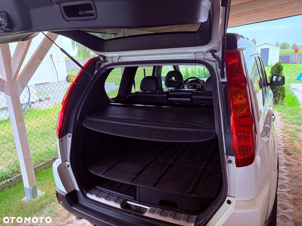 Nissan X-Trail 2.0 dCi LE - 12